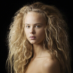 WOMAN. Courtesy of Galerie Lelong & Co.