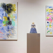 Louis Cane, Decostruire e reinterpretare la pittura, vista della mostra. Cortesia di Galleria d’Arte Maggiore