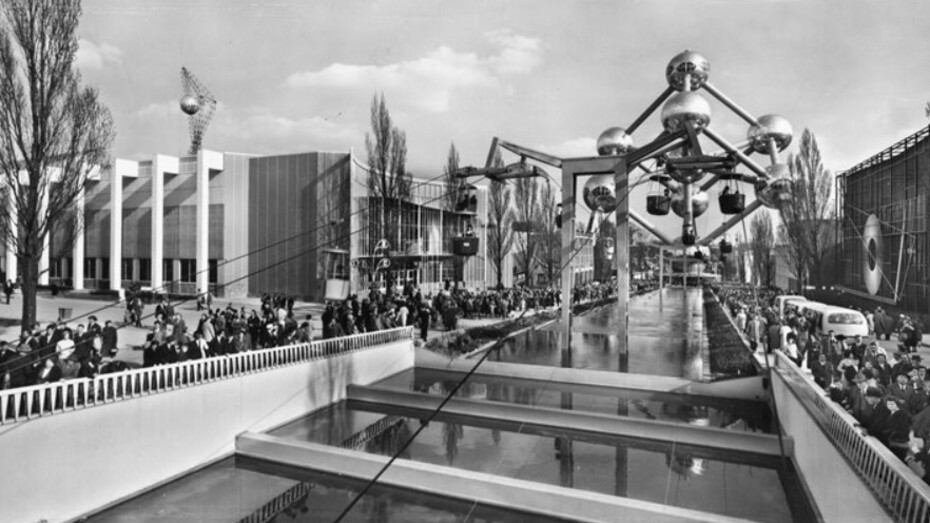 People of 58. Courtesy of Atomium