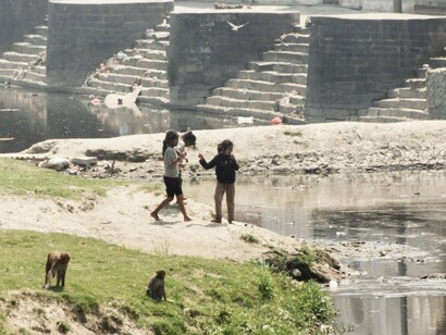 I nepalesi stanno gradualmente prendendo coscienza dell'importanza di conservare l'ambiente promuovere un turismo sostenibile