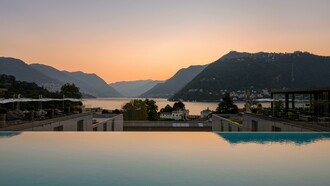 Infinity Pool, Hilton Lake Como, Como, Italia