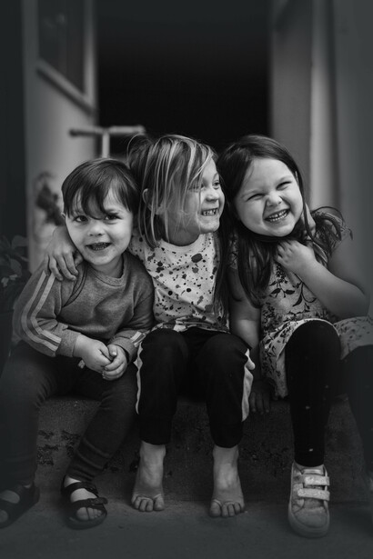 La comunicazione non verbale consiste in tutto ciò che riguarda il linguaggio del corpo 