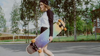 A transição da infância para a adolescência traz desafios e mudanças significativas para crianças e seus responsáveis entenda como acolher e apoiar durante essa fase crucial com estratégias e empatia