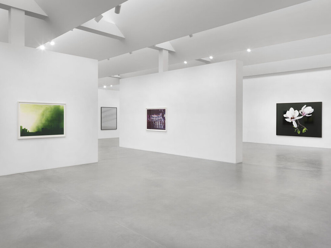 Ausstellungsansicht „First Things First“, Foto: Jens Ziehe
