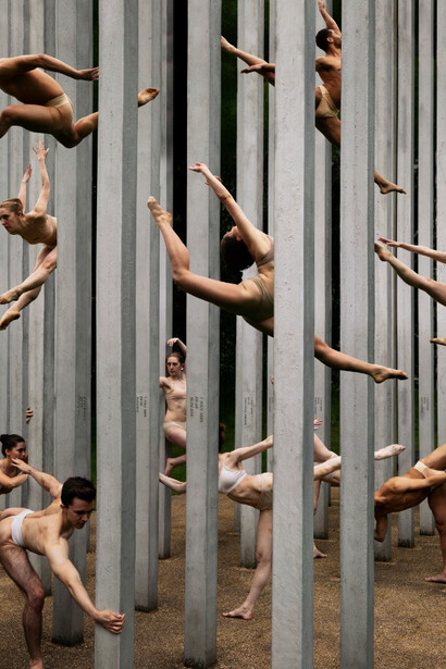 Rob Woodcox, Unlimited capabilities of the body. Courtesy of Erarta Museum