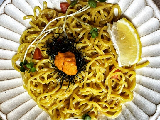 Le gonadi del riccio di mare, comunemente chiamate "polpa", sono perfette per condire un piatto di spaghetti, aggiunte a crudo per preservarne aroma e consistenza