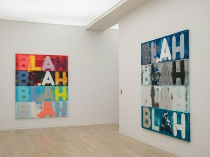 Mel Bochner, Exhibition view. Courtesy of Simon Lee Gallery