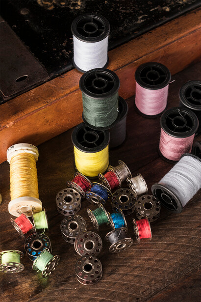 Itens de costura. Marcas estão optando por parcerias com artesãos locais e comunidades