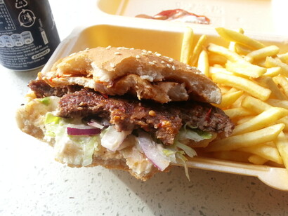 Hamburguesa con patatas