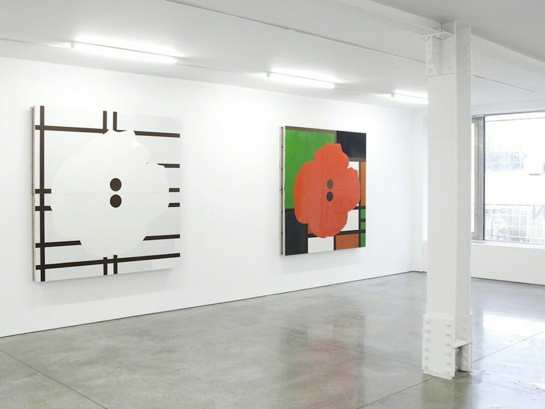 Donald Sultan, Exhibition view. Courtesy of Ryan Lee