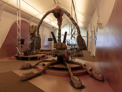 Gabriel Massan, Terceiro mundo, a dimensão descoberta, vista da exposição. Cortesia da Pinacoteca