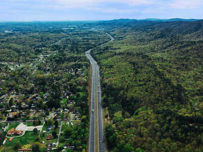 Ampliare lo spazio verde nelle città apporta notevoli benefici