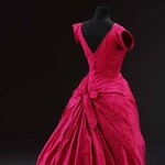 Evening dress, Cristóbal Balenciaga, about 1955, Paris, France. Museum no. T.427-1967. © Victoria and Albert Museum, London
