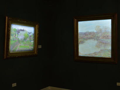 Various artists, In a different light. The evolution of American Impressionism, exhibition view. Courtesy of Madron Gallery