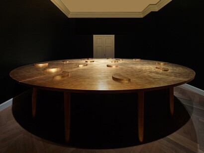 James Lee Byars. Courtesy of Kewenig Galerie