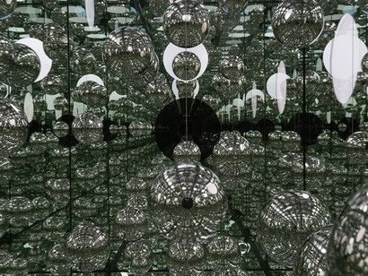 Yayoi Kusama. Courtesy of David Zwirner