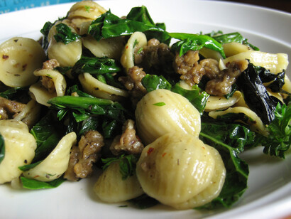 Orecchiette. Scopri il segreto delle orecchiette: tradizioni e tecniche della pasta pugliese