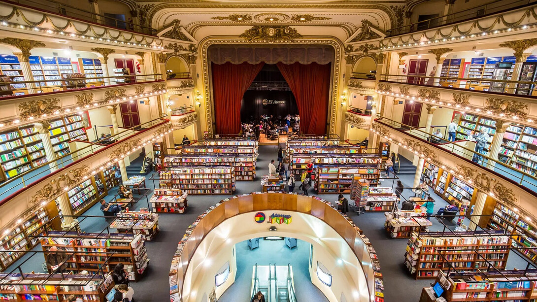 Librería El Ateneo Grand Splendid, Recoleta, Buenos Aires, Argentina. La búsqueda de un espacio de lectura adecuado suele ser un proceso largo y marcado por preferencias personales difíciles de satisfacer