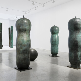 Toshiko Takaezu, Bronzes, exhibition view. Courtesy of James Cohan Gallery