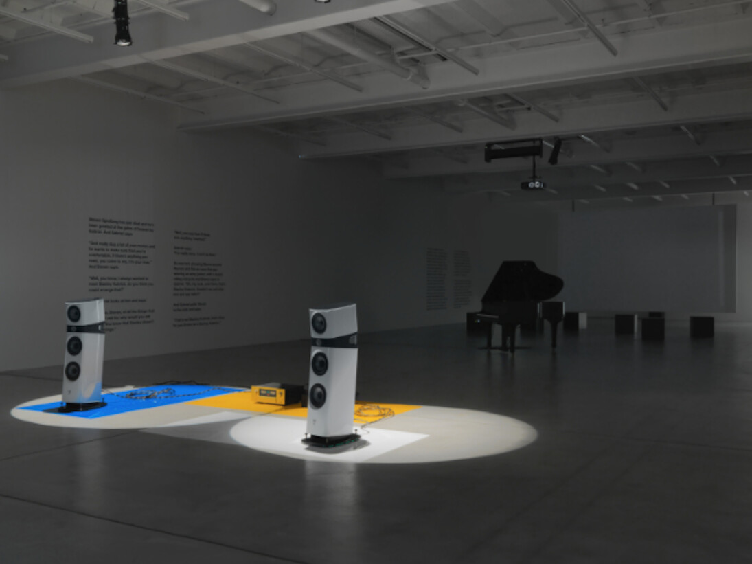 Liam Gillick, Exhibition view. Courtesy of Galerie Eva Presenhuber