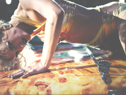 Una scena del film Titane