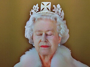 Chris Levine, Lightness of Being, 2004