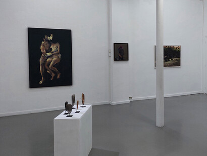 Artistes divers, Théâtre des possibles. Le masque dans tous ses états, vue d'exposition. Avec l'aimable autorisation de la Galerie Dix9