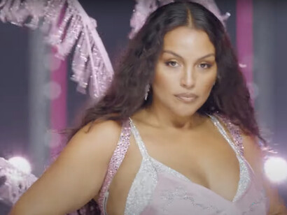 Paloma Elsesser, an American plus-size model, walked the Victoria's Secret Fashion Show for the first time