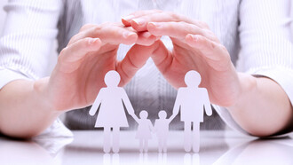 La contratación de un seguro, obligatorio o no, requiere un asesoramiento e información necesarios para su formalización