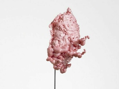 Harold Ancart, Detail of Ham Head, 2013, polyurethane foam and steel, 80.5 x 30 x 31.5 cm, 31 2/3 x 11 3/4 x 12 1/2 in. © VW (VeneKlasen/Werner), Berlin