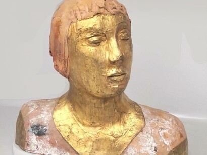 Lucio Fontana, "Busto femminile", dettaglio, 1931. Terracotta dipinta a ingobbio, Museo del Novecento, Milano, Italia