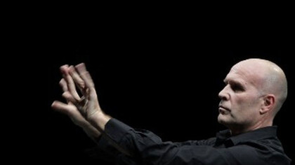 Virgilio Sieni. Foto di Agnès Mellon