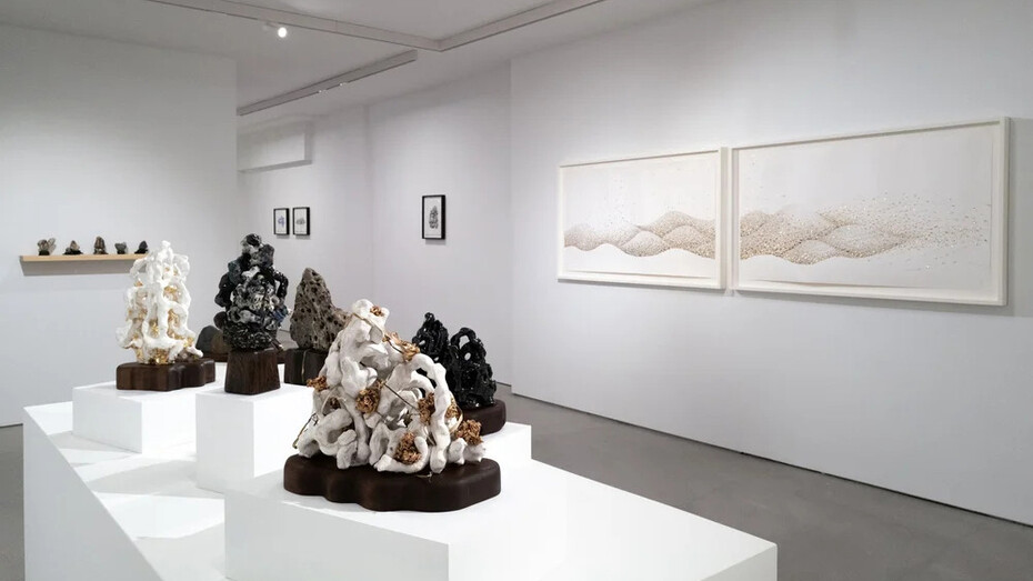 Yu-Wen Wu, Rock to cloud, exhibition view. Courtesy of Nunu Fine Art 