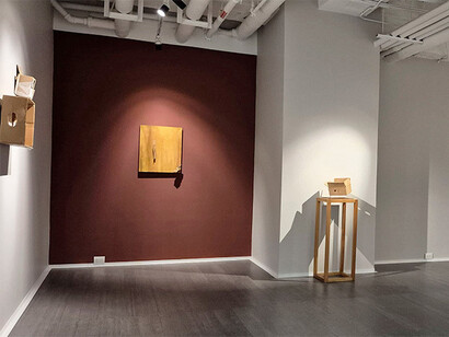 Priscilla González, Este lado de arriba, vista de exhibición. Cortesía de Galería La Balsa 