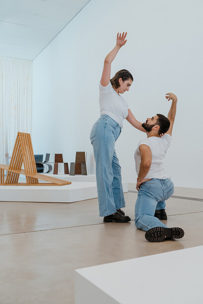 Brendan Fernandes, In two, performance view. Courtesy of Pulitzer Arts Foundation 