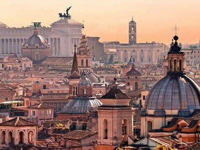 Decentrare i centri storici per dare spazio alle periferie