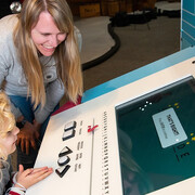 Regard sur le ciel, gérer la circulation aérienne au Canada, vue d’exposition. Avec l’aimable autorisation d’Ingenium. Musée de l’aviation et de l’espace du Canada