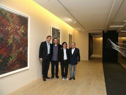 Ding Yi x Elias Crespin, Exhibition view. Courtesy of Hadrien de Montferrand Gallery