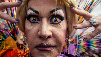 L'activisme LGBTQ+. Cette crise de l'incarnation est le signe d'un trouble profond de notre société