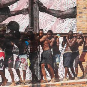 Ibrahim Mahama, Ohia ye ya, 2023–24. Courtesy of White Cube Gallery