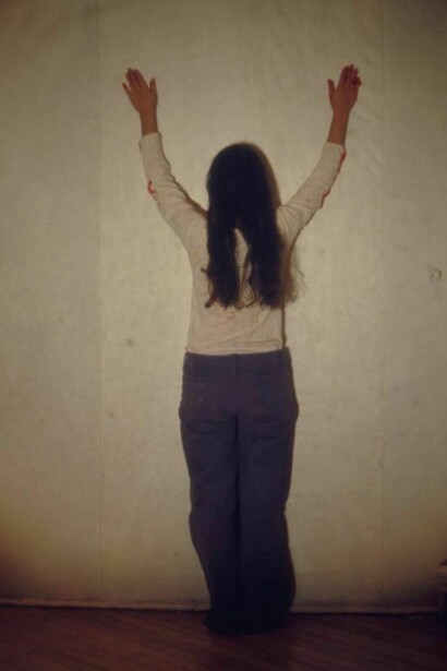 Ana Mendieta, Untitled (Body Tracks), 1974, Suite of six lifetime colour photographs, 20.4 x 25.5 cm each, Collection Carlos De La Cruz, © The Estate of Ana Mendieta Collection, Courtesy Galerie Lelong, New York