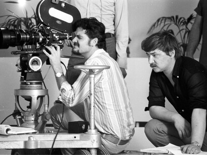 Rainer Werner Fassbinder und Michael Ballhaus am Set von WARNUNG VOR EINER HEILIGEN NUTTE, 1970/71 © Deutsches Filminstitut, Frankfurt am Main, Foto: Peter Gauhe