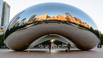 Cloud Gate (2006) Anish Kapoor, Chicago, USA © Peter Miller/the artist