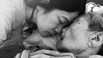 Ma mère a passé son enfance dans les rizières, au bord des rivières qui se jettent dans le delta du Mékong