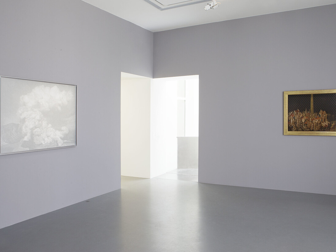 Vue de l'exposition "Soleil Double" de Laurent Grasso à la Galerie Perrotin, Paris, 6 septembre - 31 Octobre, 2014, Photo: Claire Dorn, © ADAGP, Paris, 2014, Courtesy Galerie Perrotin