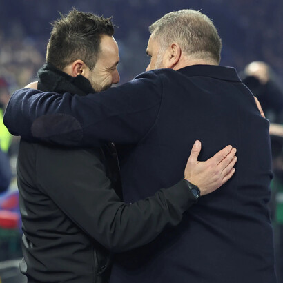 Ange Postecoglou, atual técnico do time Tottenham e Roberto De Zerbi, novo técnico do Brighton & Holve Albion. Foto de Paul Hazlewood