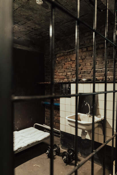 Cela de penitenciária e a representação de estar recluso