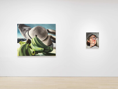 Amanda Wall, Sky got dark, exhibition view. Courtesy of Almine Rech Gallery