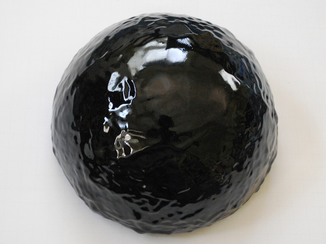John Tallman, Spreeuw, 2015, pigmented urethane plastic, 8”x8”x2.5”