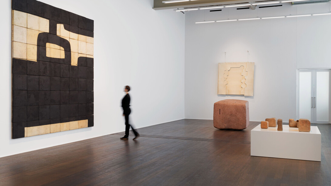 Installation view, ‘Eduardo Chillida’ at Hauser & Wirth Zürich, 2019
© Zabalaga-Leku. ARS, New York / VEGAP, Madrid, 2018
Courtesy the Estate of Eduardo Chillida and Hauser & Wirth

